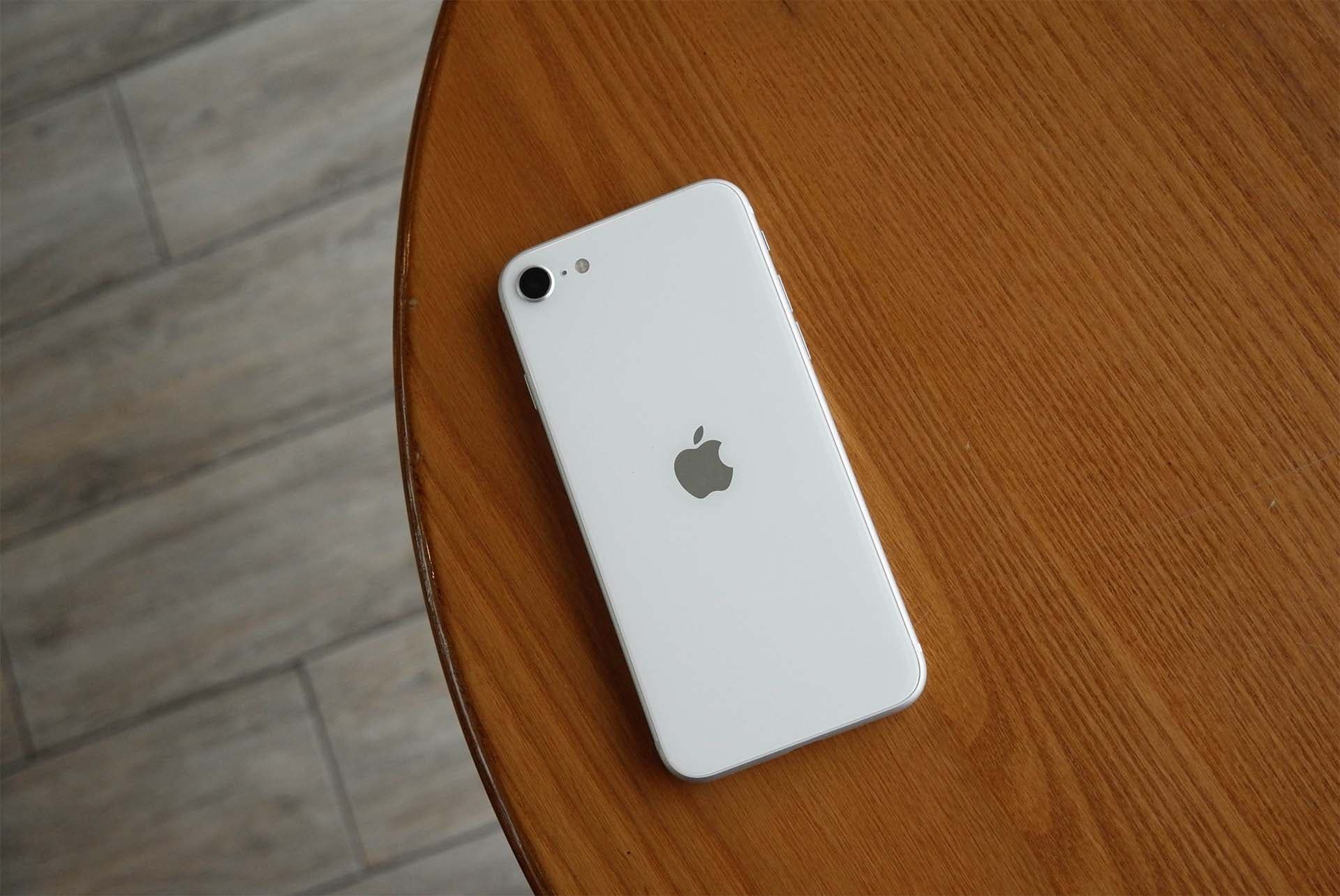 iphone se 2020 made in India